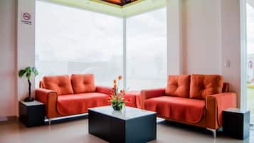 Sala de estar en el lobby