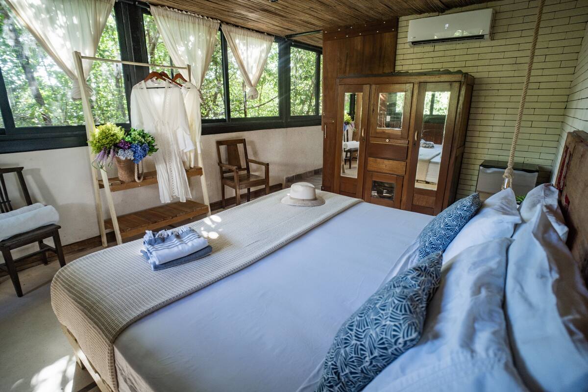 Doppia Deluxe, 1 letto king, non fumatori, vista valle | Biancheria in cotone egiziano, biancheria da letto di alta qualità