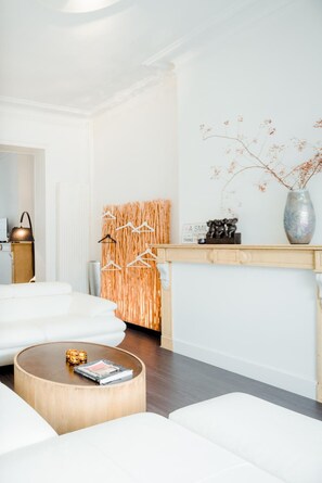 Egyptian cotton sheets, premium bedding, down comforters