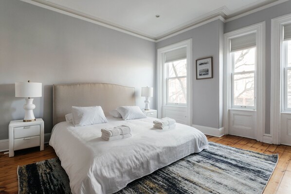 Casa de ciudad de lujo, varias camas | Vista a la ciudad