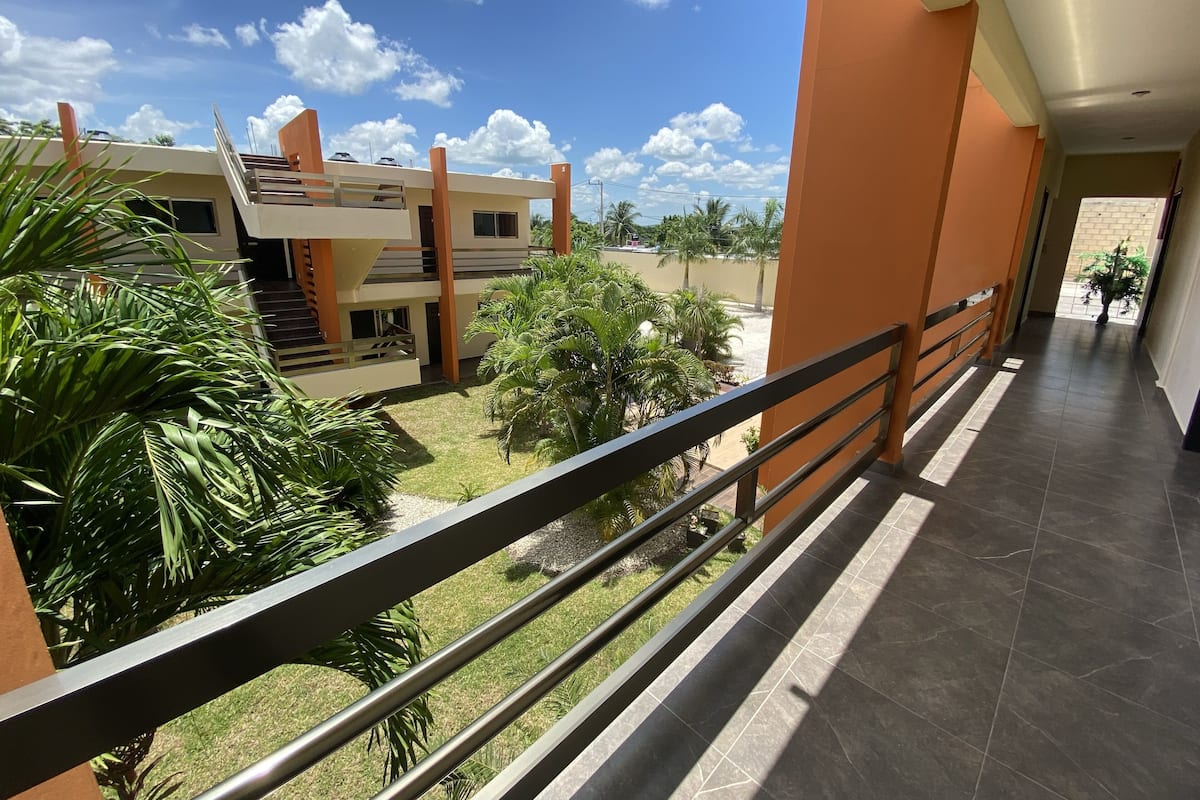 基本雙人房, 2 張加大雙人床, 無障礙, 花園景觀 | 陽台景觀