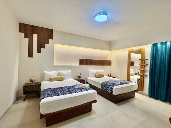 Basic-Doppelzimmer, 2 Queen-Betten, barrierefrei, Gartenblick | Blick vom Balkon