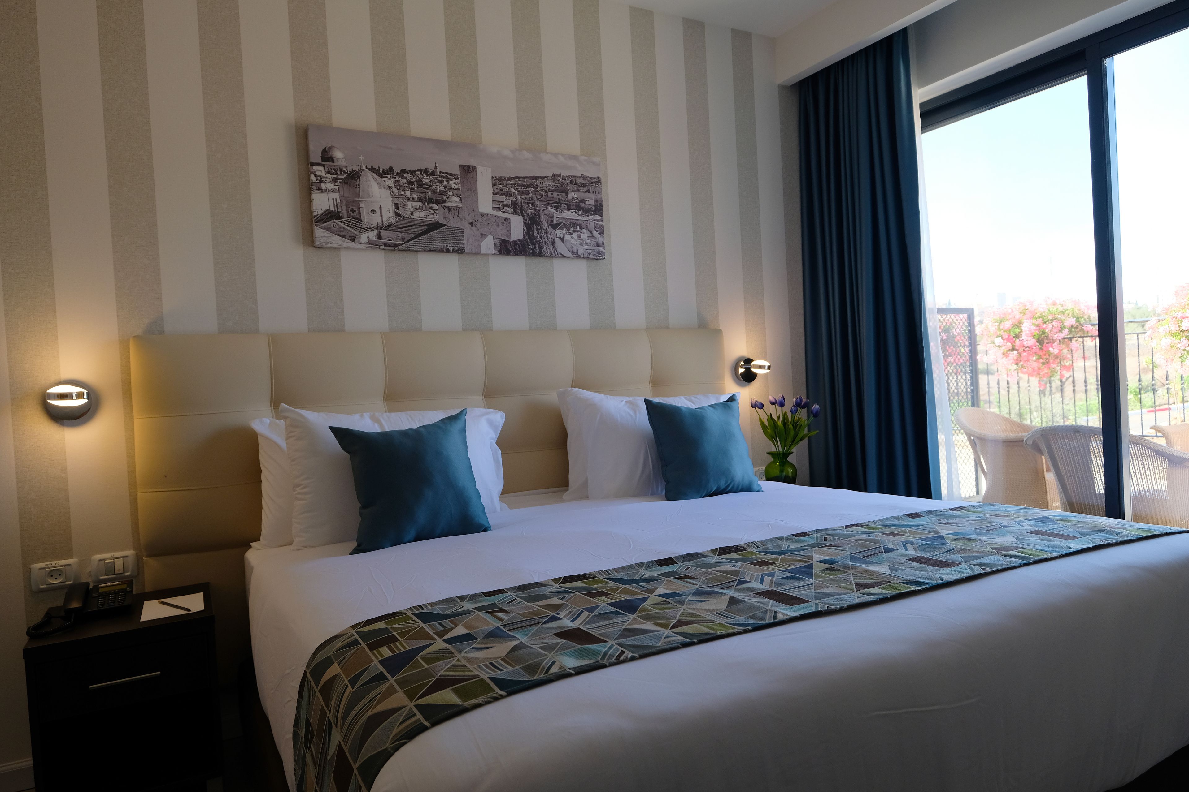 Photo - Tantur Hills Hotel - Jerusalem