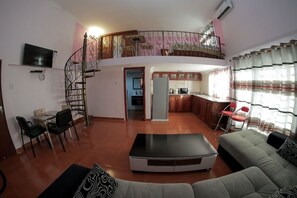 Televisión, tenis de mesa y libros
