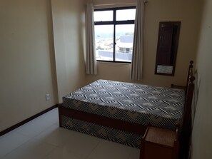 1 bedroom, iron/ironing board, free WiFi, wheelchair access