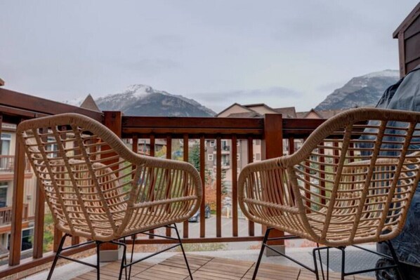 Property grounds - ⭐️InstantSuites-Romantic Mt. View Suite|Banff⭐️ (Canmore)