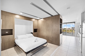 Apartment, 1 Bedroom, Lake View