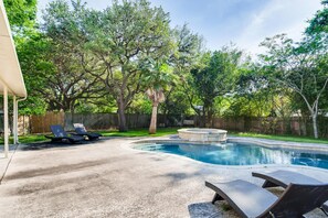 Et oppvarmet basseng