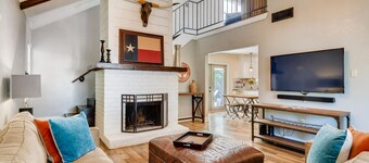 Tranquil Round Rock Escape - Heated Pool and Spa