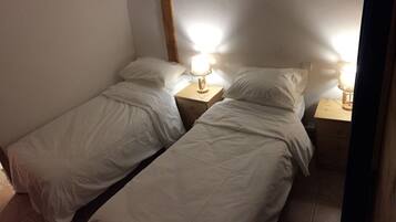 3 camere, Wi-Fi, lenzuola