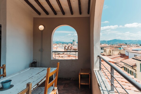 Outdoor dining - I FRAGOLI A SANTA CROCE (Firenze)