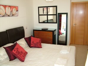 1 bedroom, iron/ironing board, free WiFi, bed sheets