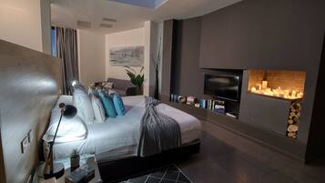 3 slaapkamers, een kluis op de kamer, een bureau