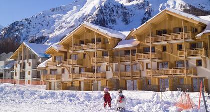 Ski aux pieds ! Joli Appart vue montagne