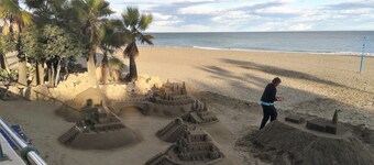 El Patio de Doña  Julia
Stunning front line 18th hole & full Sea views 