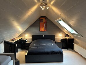 3 chambres, bureau, fer et planche Ă repasser, Wi-Fi gratuit