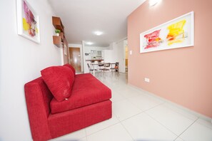 Basic Apartment, Multiple Beds, Non Smoking, City View | Living room | 32-inch LED TV with cable channels, TV - Bvd. Illia AX8 (Córdoba)