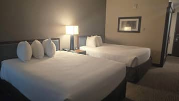 In-room safe, desk, iron/ironing board, free WiFi