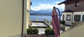 5-stjerners leilighet ved Hopfensee rett ved sjøen 