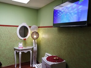 20 bedrooms, down duvets, pillow-top beds, minibar - Gran Copacabana Hostal (El Alto)
