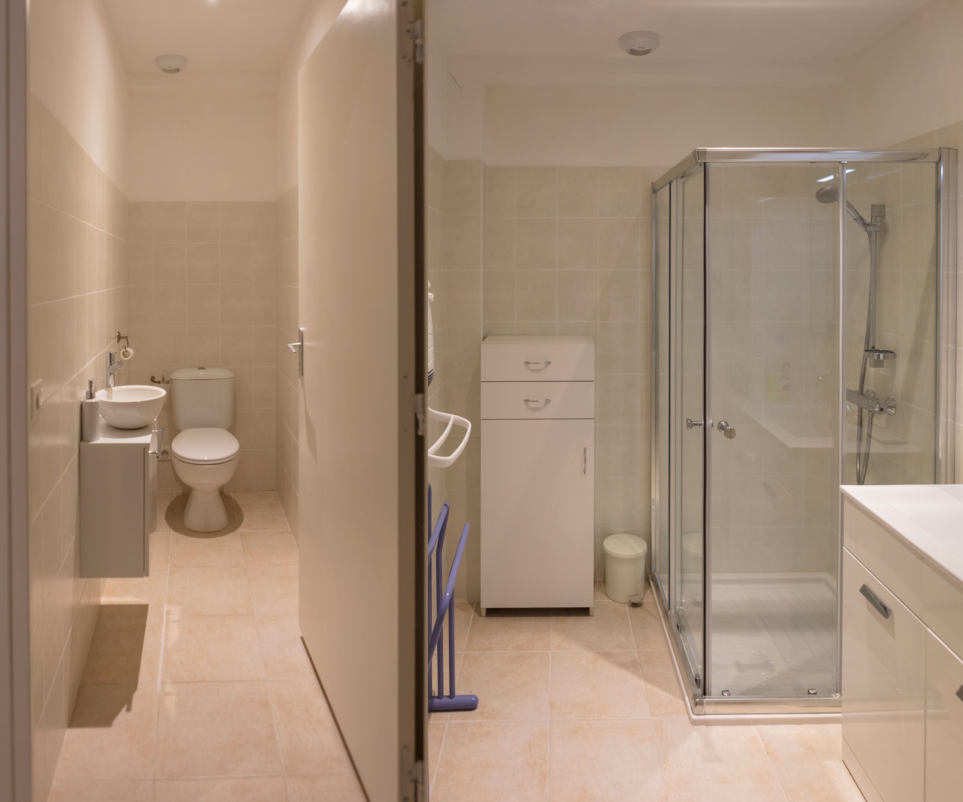 Douche, sèche-cheveux, serviettes fournies, papier toilette