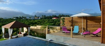 Luxury villa 160 m2 with magnificent mountain view and HEATED SWIMMING POOL