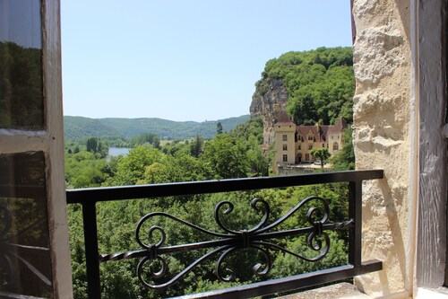 Gabariers Haus im historischen Herzen des mittelalterlichen Dorfes La Roque Gageac