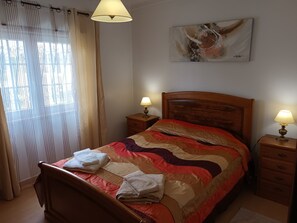 1 quarto, ferros/tábuas de passar roupa, Wi-Fi de cortesia