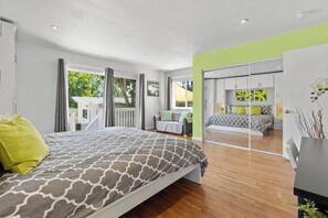 2 bedrooms, desk, iron/ironing board, free WiFi - Beautiful and Cozy Home by Fashion Valley (San Diego)