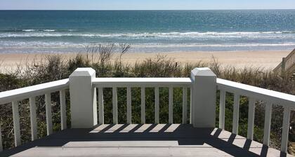 4358 Island Dr Oceanfront 5BR, 4.5 bath, Internet, Community Pool