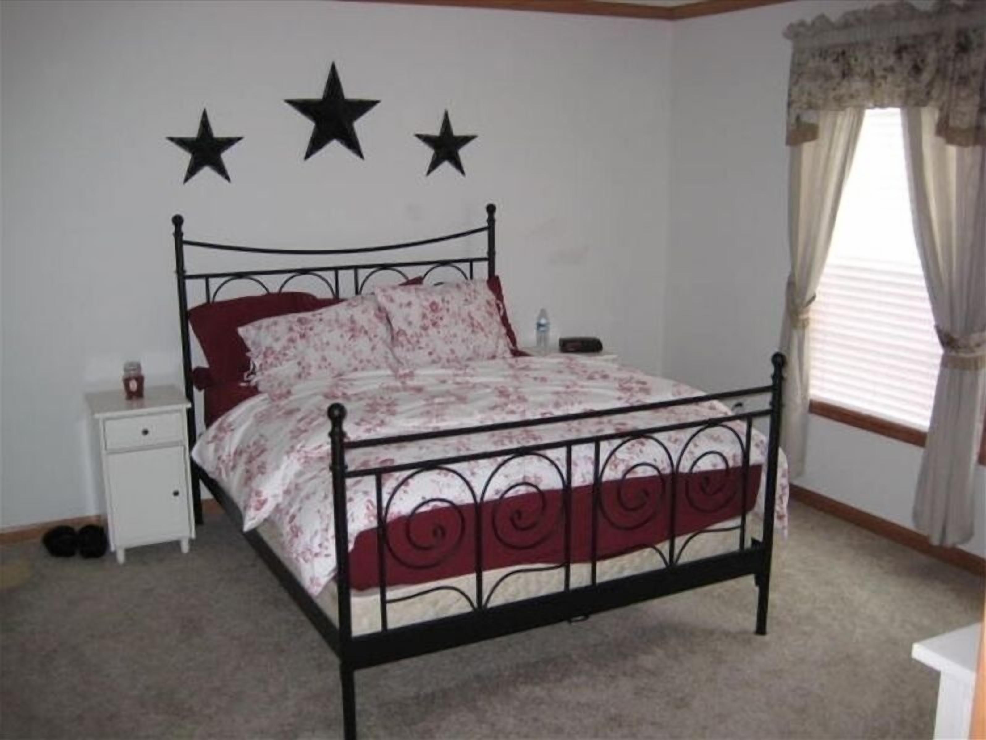 5 chambres, fer et planche à repasser, Wi-Fi gratuit, draps fournis