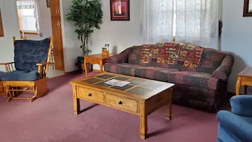 TV, DVD player