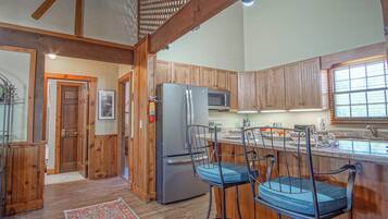 Kühlschrank, Ofen, Herdplatte, Geschirrspüler