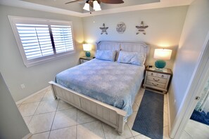 2 室のベッドルーム、アイロン / アイロン台、WiFi (無料)、ベッドシーツ