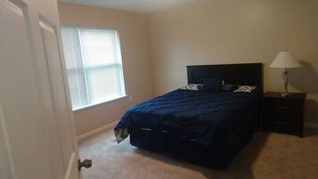 2 bedrooms, internet, bed sheets