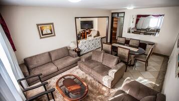 Exclusive House | Dining room