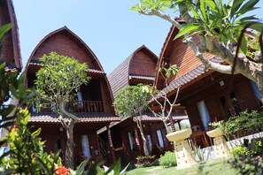 Front of property - Boga Segara Villa and Resto (Penida Island)