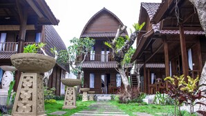 Mặt tiền nơi lưu trú