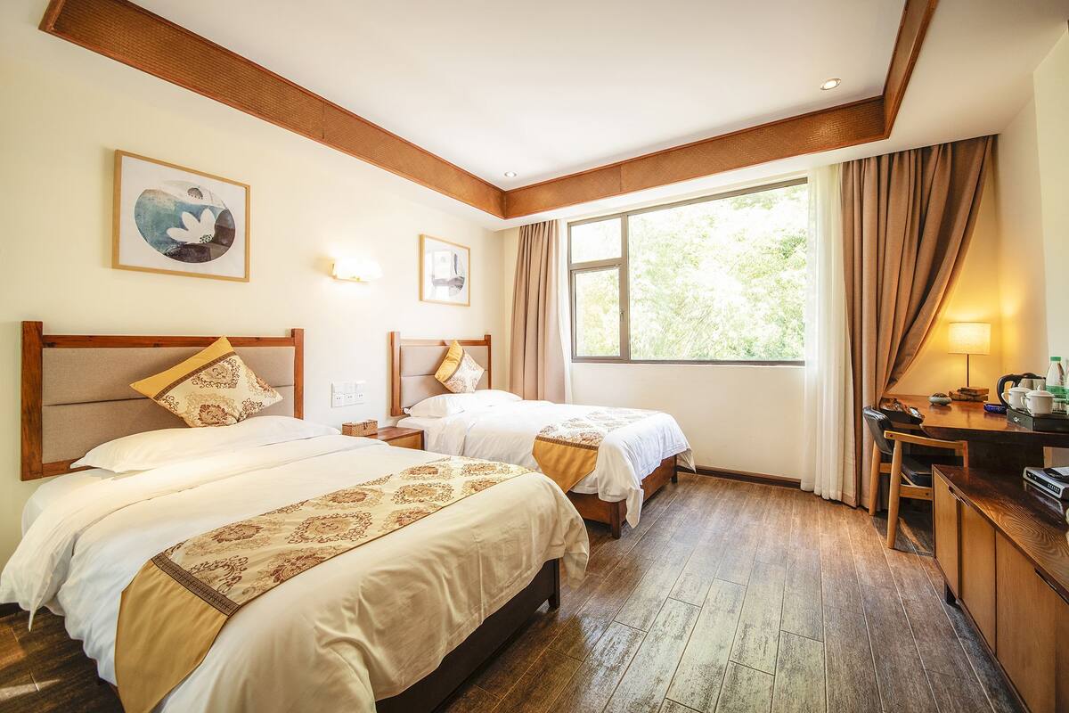 Desk, blackout curtains, free WiFi, bed sheets