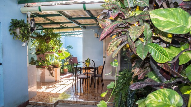 Phòng đôi Tiêu chuẩn, 2 giường đôi, hút thuốc, có phòng tắm riêng | Bộ trải giường bằng vải cotton Ai Cập, bộ đồ giường cao cấp, minibar 