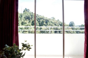 家庭公寓, 3 间卧室 | 阳台