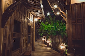 Family Double and Single Bed | Terrace/patio - Sasitara Thai villas (Koh Samui)