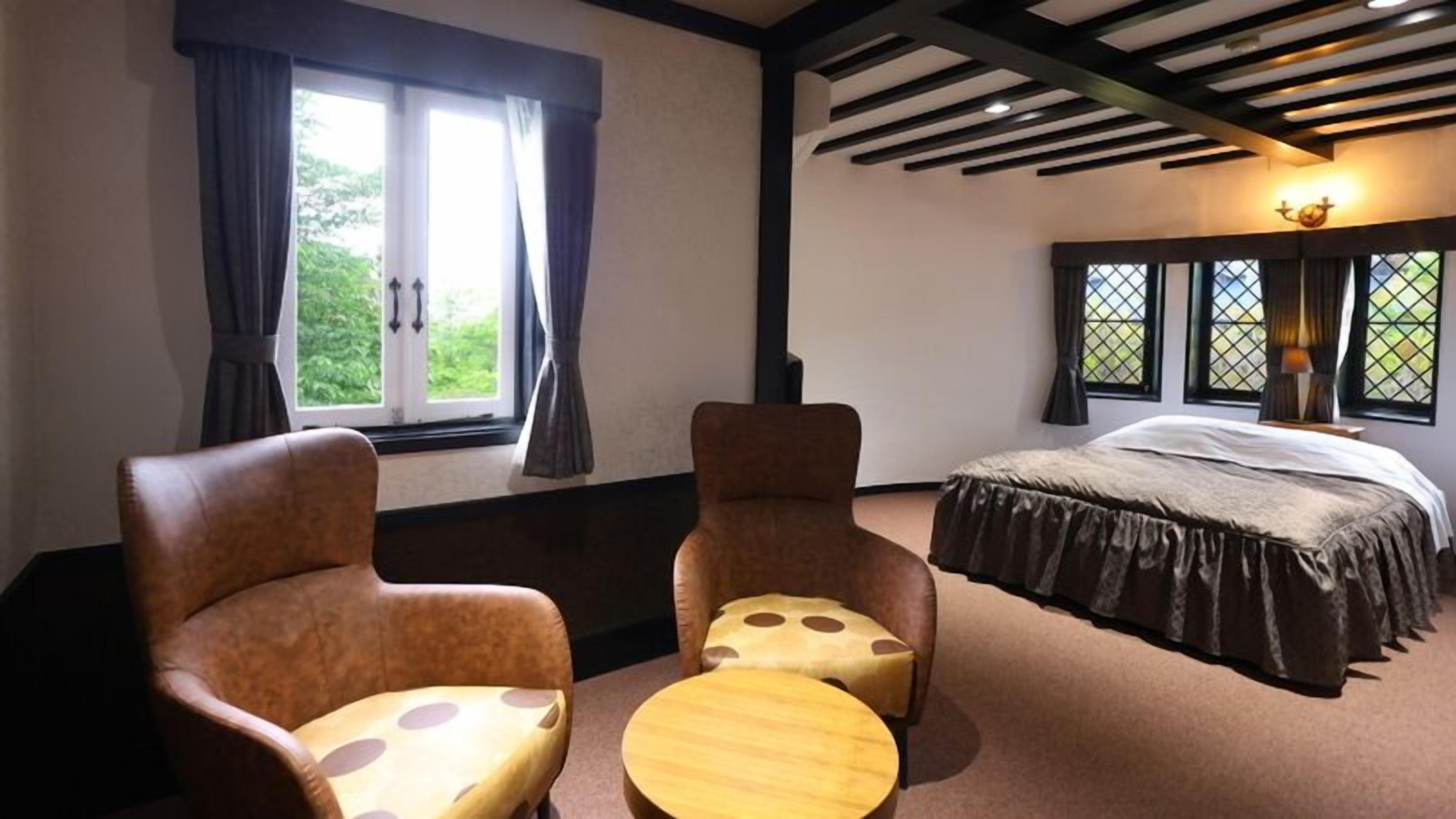 Premium bedding, down duvets, individually furnished, free WiFi
