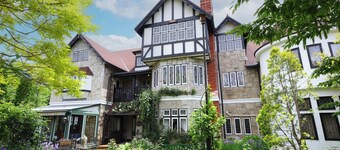 Petit Hotel & Restaurant Old Age