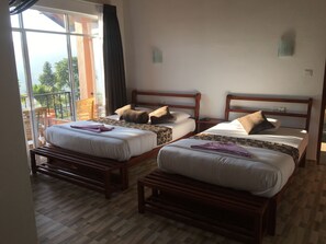 2 bedrooms, premium bedding, memory-foam beds, minibar - Ella Red Rock (Ella)