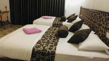 2 bedrooms, premium bedding, memory-foam beds, minibar