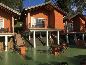 Exterior - Ella Red Rock (Ella)