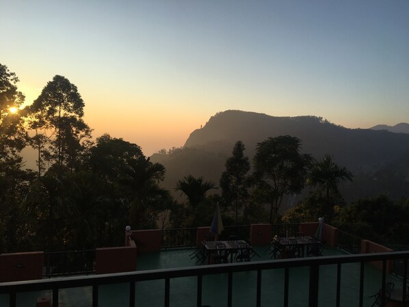 Terrace/patio - Ella Red Rock (Ella)