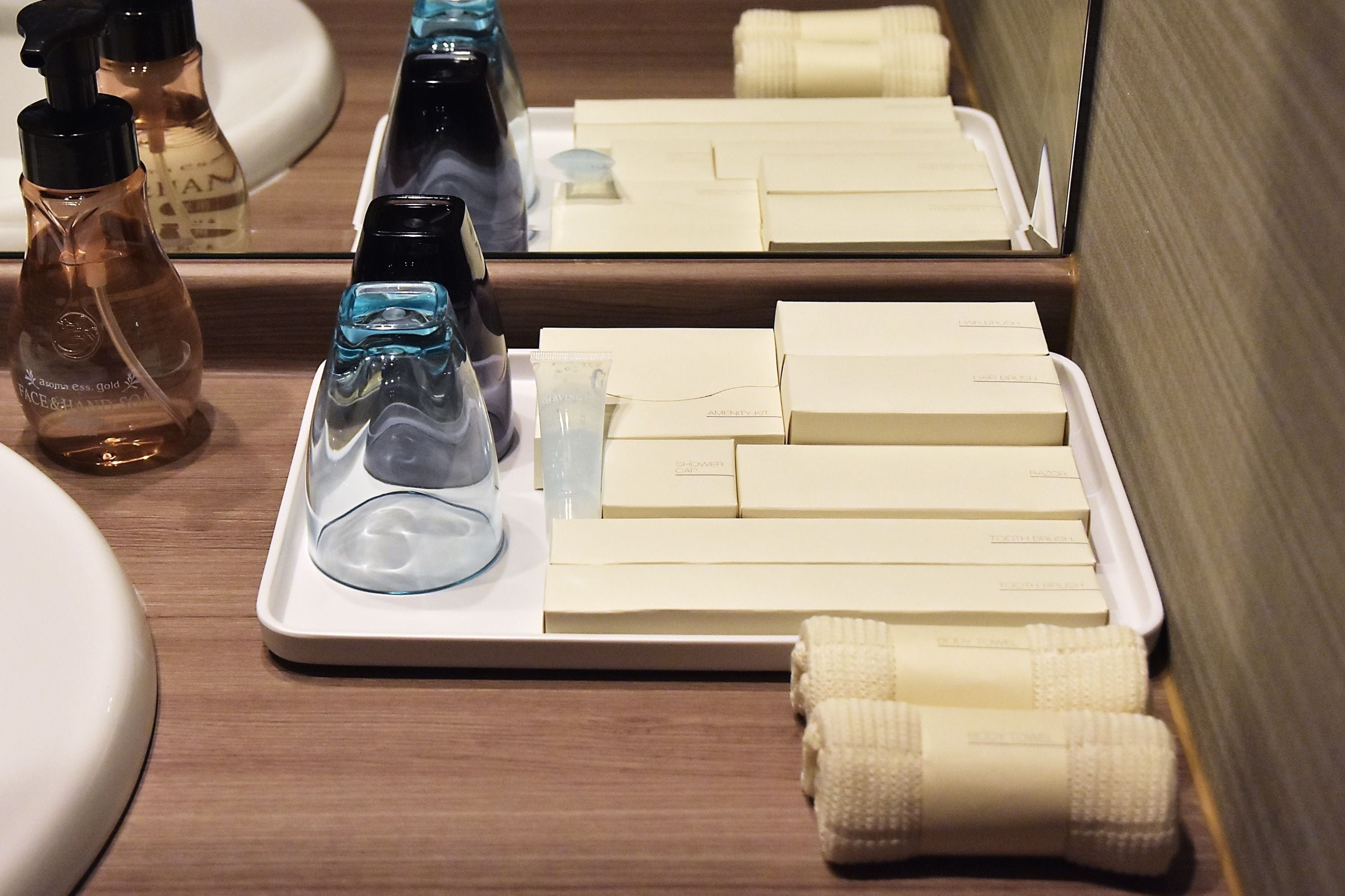 1 bedroom, down duvets, in-room safe, desk