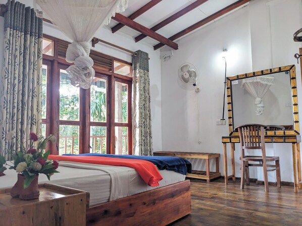 Deluxe Double Room | Free WiFi, bed sheets - ELLA NATURE NEST (Ella)